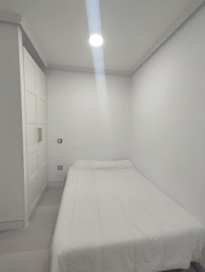 Room in BB - Lavapies - Private Double Room In Madrid